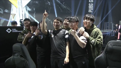 出内野前移 出内野前移